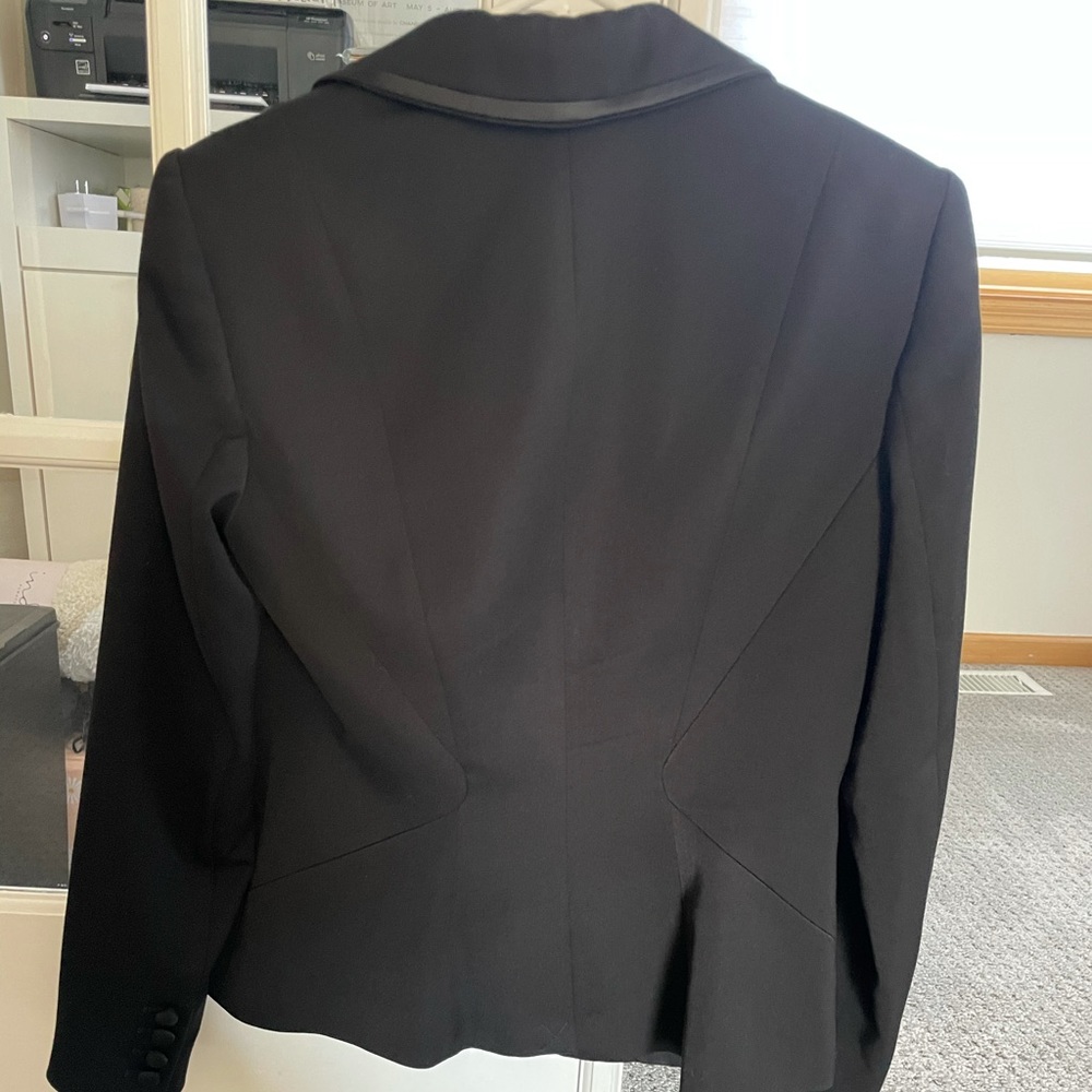 White House Black Market Suit - Picture 5 of 9